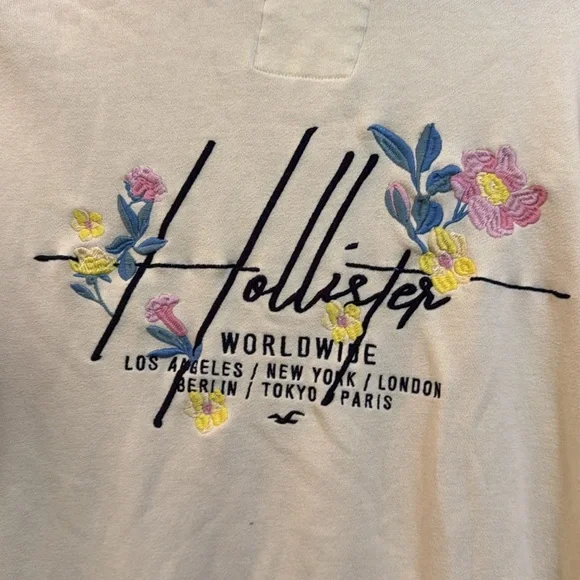 New Hollister Collection Yellow Hoodie- Medium - Picture 5 of 6